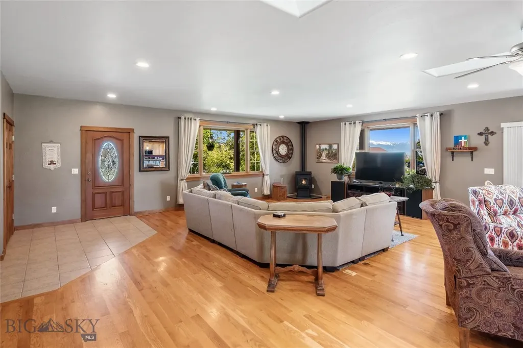 118 Keri Street Manhattan MT 59741