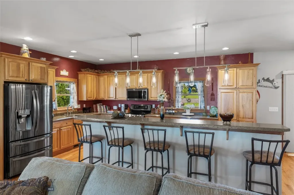 118 Keri Street Manhattan MT 59741