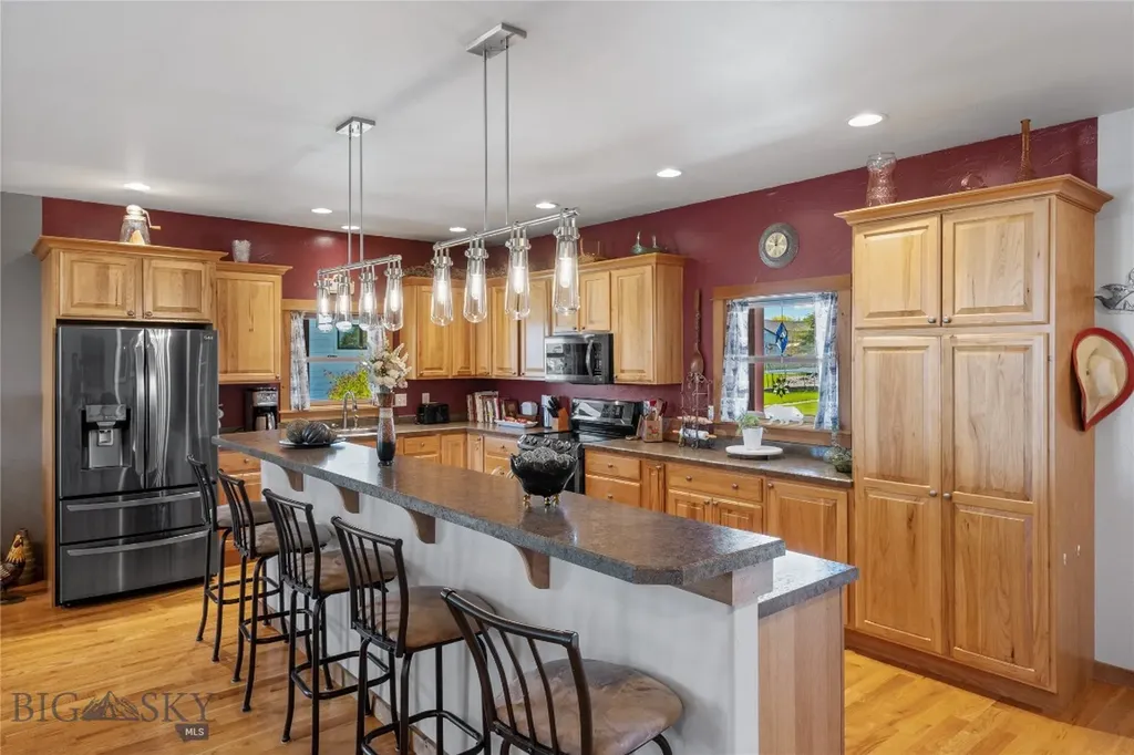 118 Keri Street Manhattan MT 59741