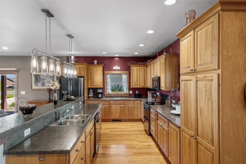 118 Keri Street Manhattan MT 59741