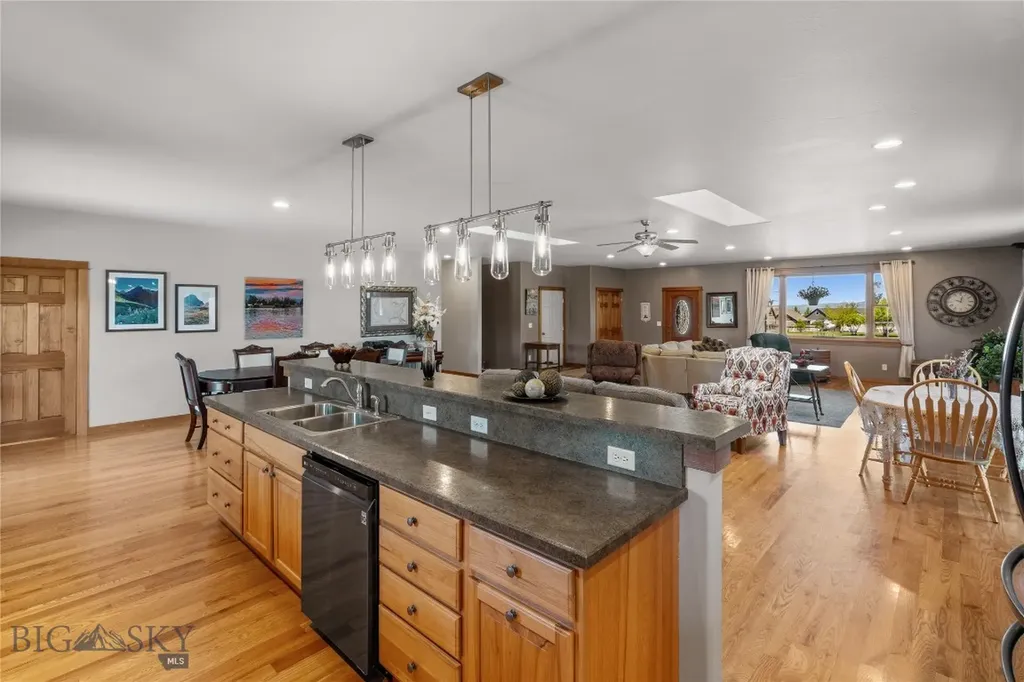 118 Keri Street Manhattan MT 59741