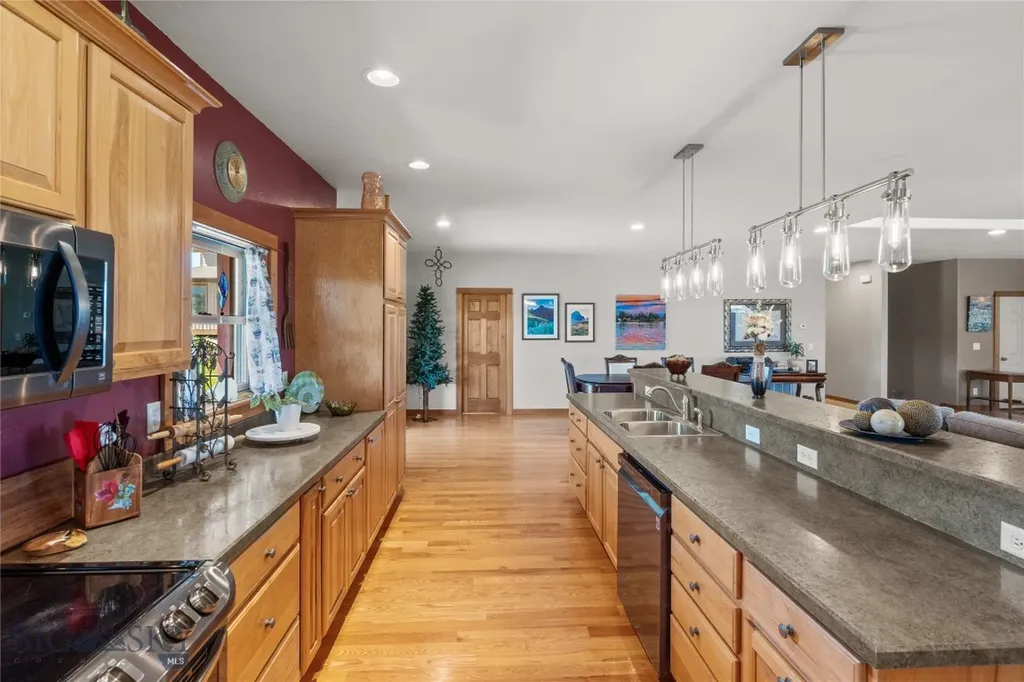 118 Keri Street Manhattan MT 59741