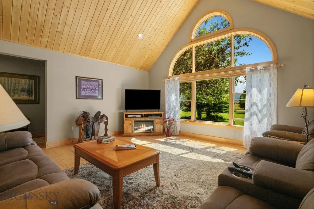 45 Sphinx Mountain Court Ennis MT 59729