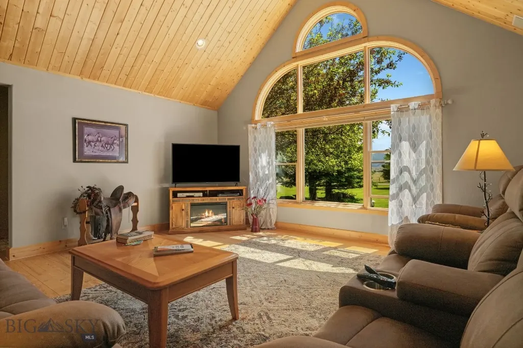 45 Sphinx Mountain Court Ennis MT 59729