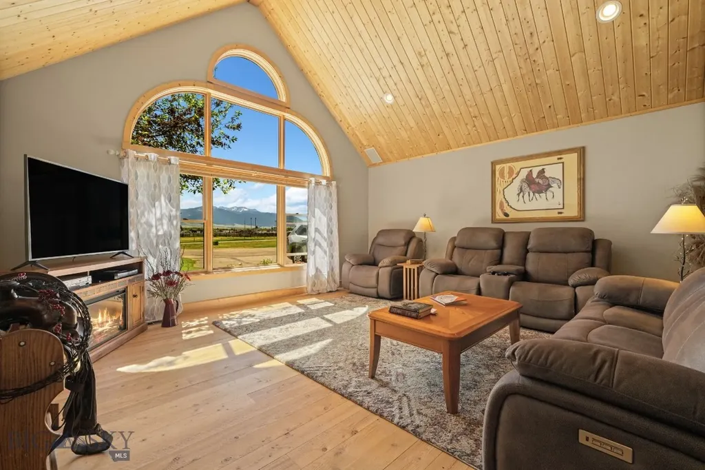 45 Sphinx Mountain Court Ennis MT 59729
