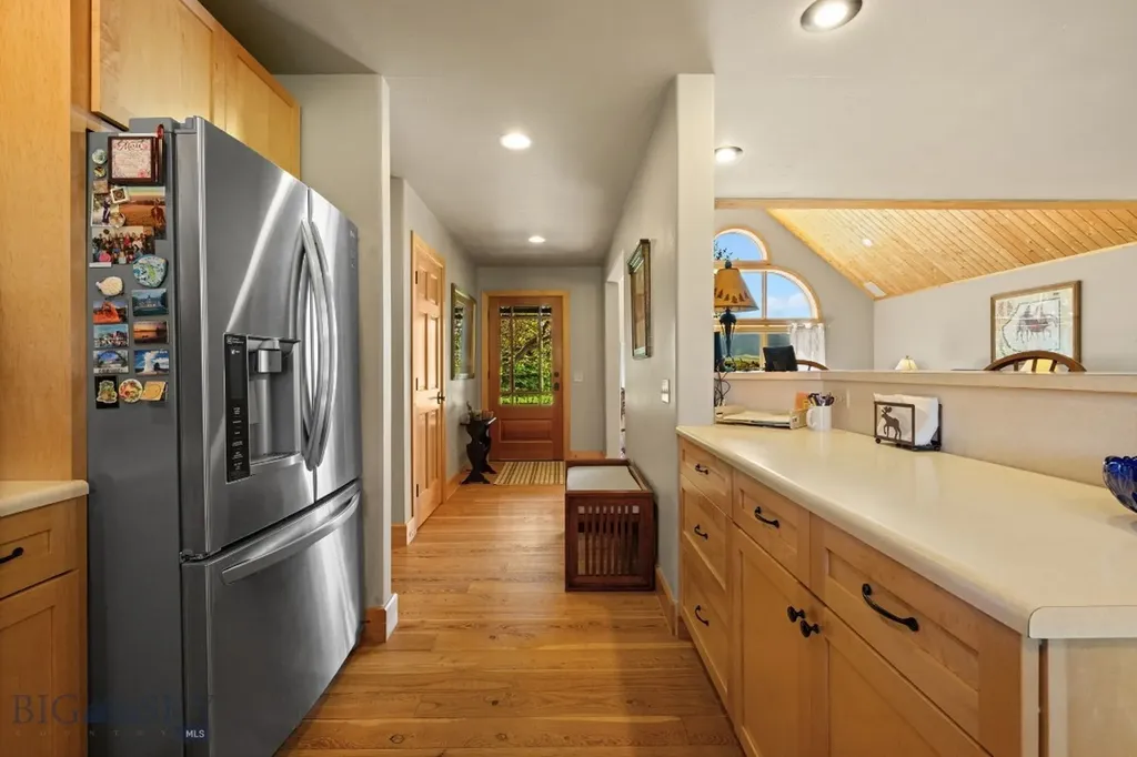 45 Sphinx Mountain Court Ennis MT 59729