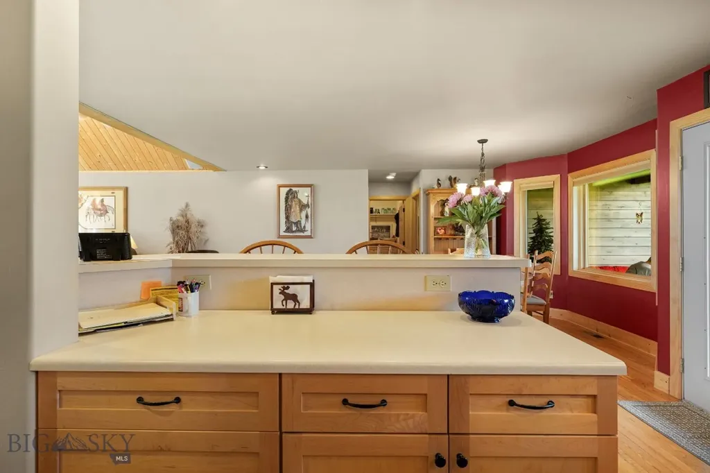 45 Sphinx Mountain Court Ennis MT 59729