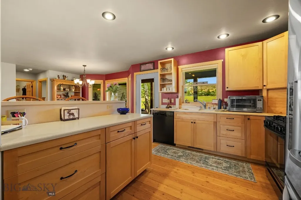 45 Sphinx Mountain Court Ennis MT 59729