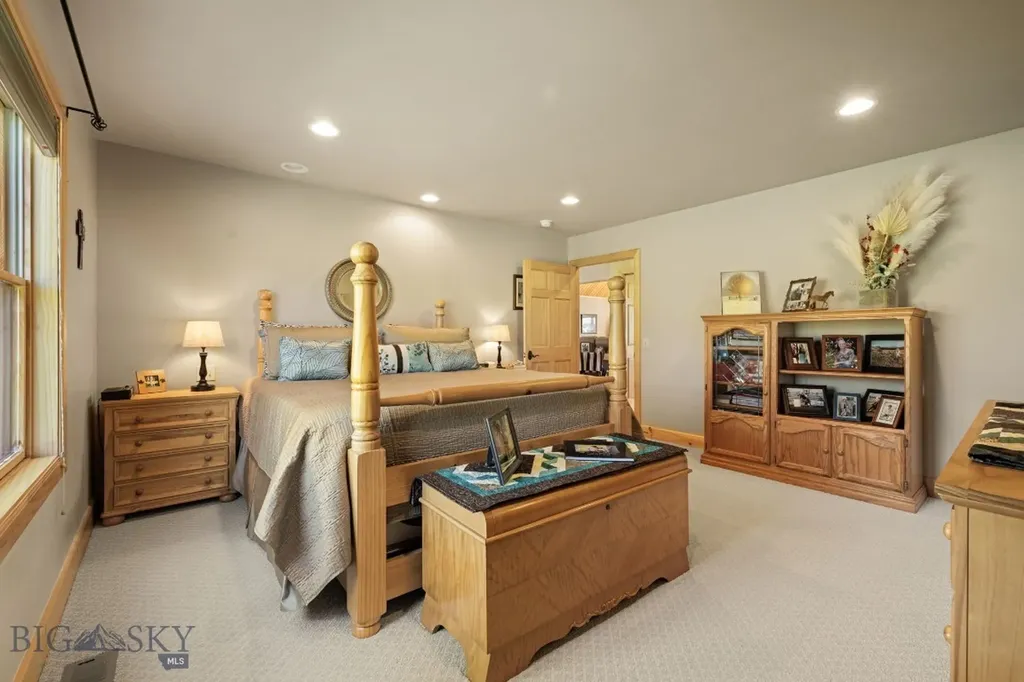 45 Sphinx Mountain Court Ennis MT 59729
