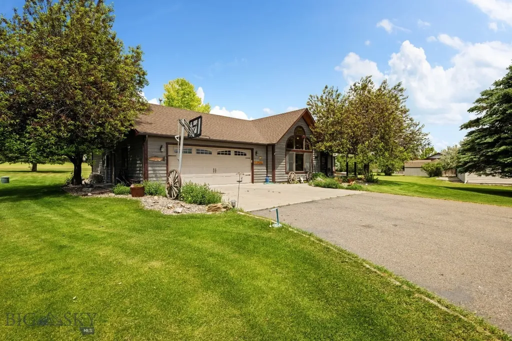 45 Sphinx Mountain Court Ennis MT 59729