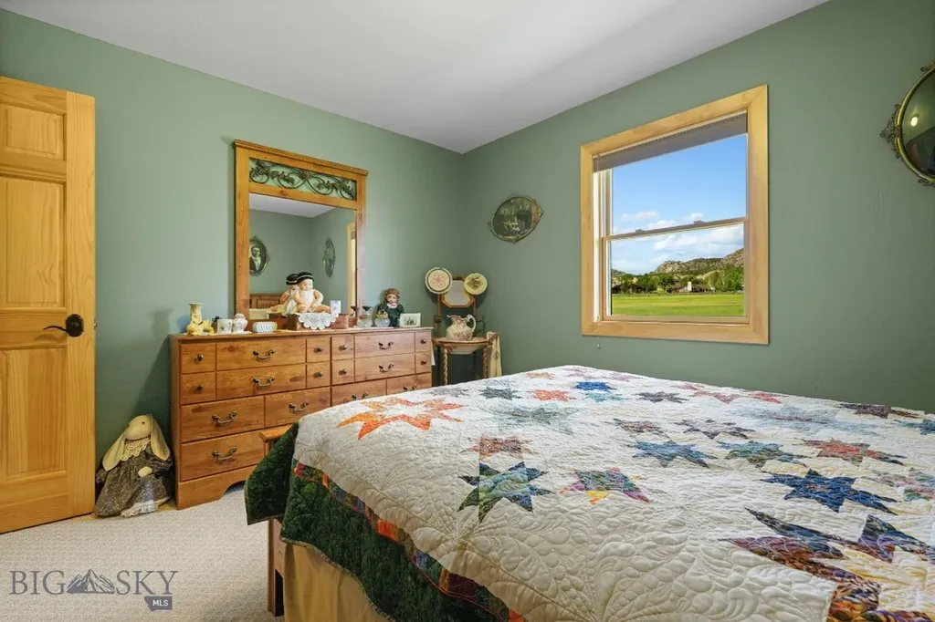45 Sphinx Mountain Court Ennis MT 59729