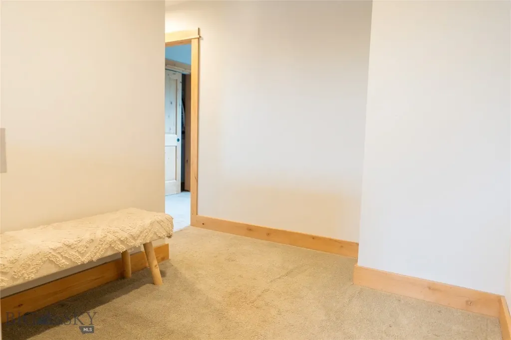 1487 Bora Way Bozeman MT 59718
