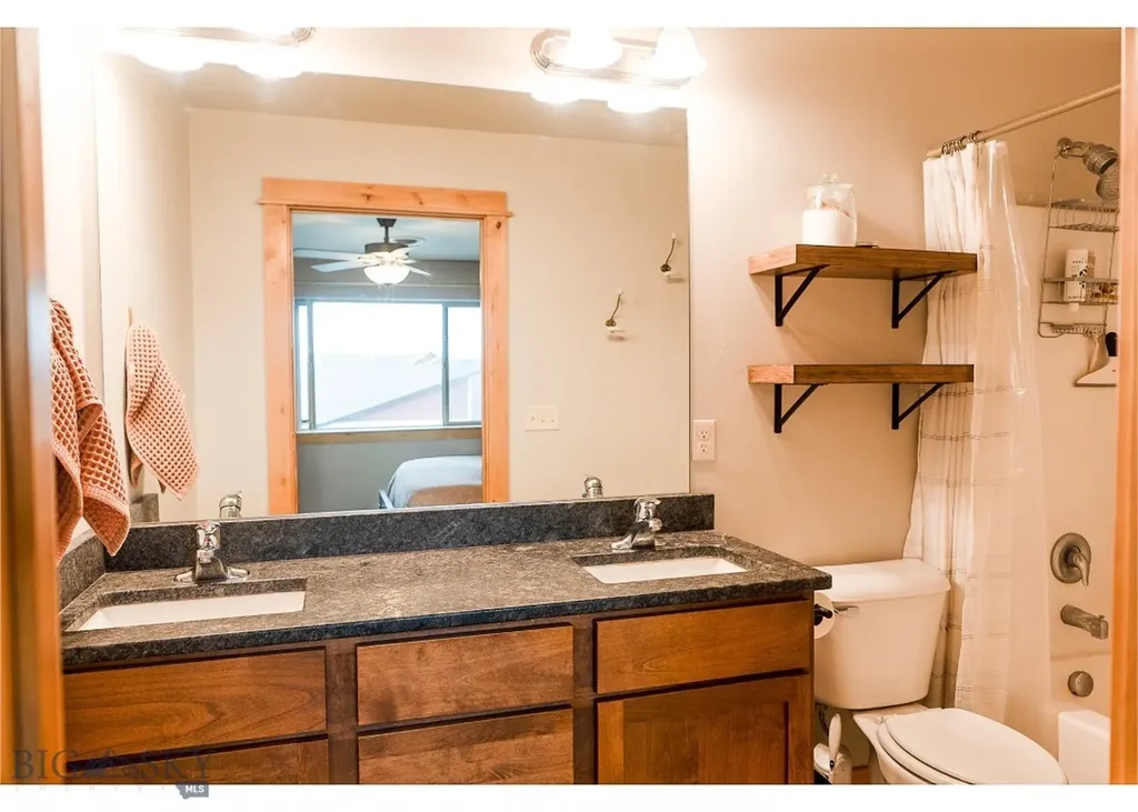 1487 Bora Way Bozeman MT 59718