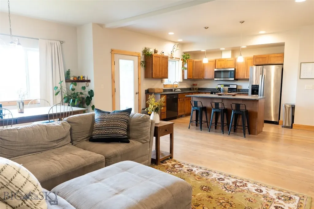 1487 Bora Way Bozeman MT 59718