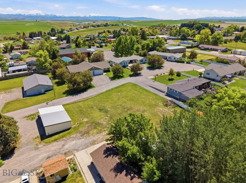 8087 Churchill Road Manhattan MT 59741