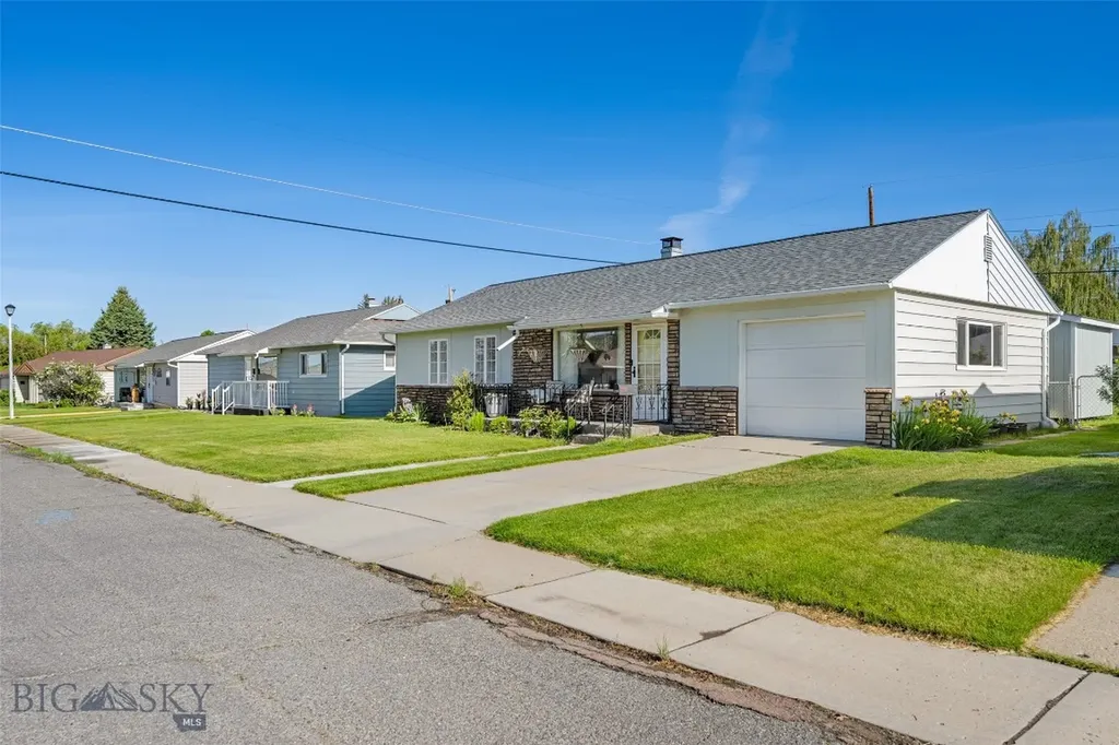 2205 North Drive Butte MT 59701