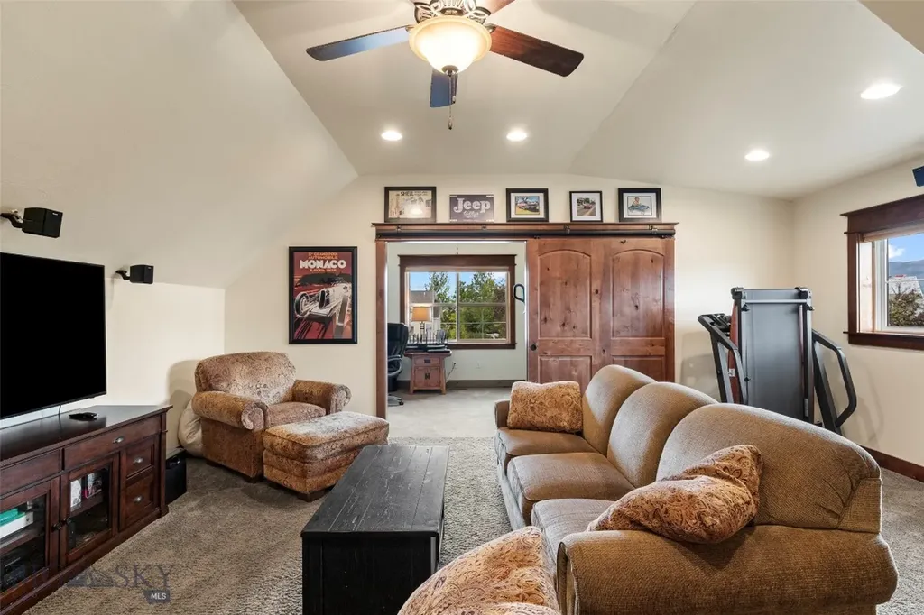 4194 Clydesdale Court Bozeman MT 59718