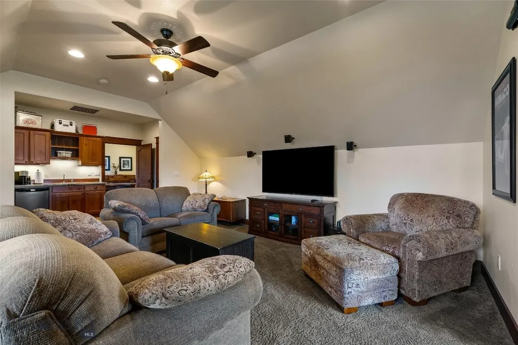 4194 Clydesdale Court Bozeman MT 59718