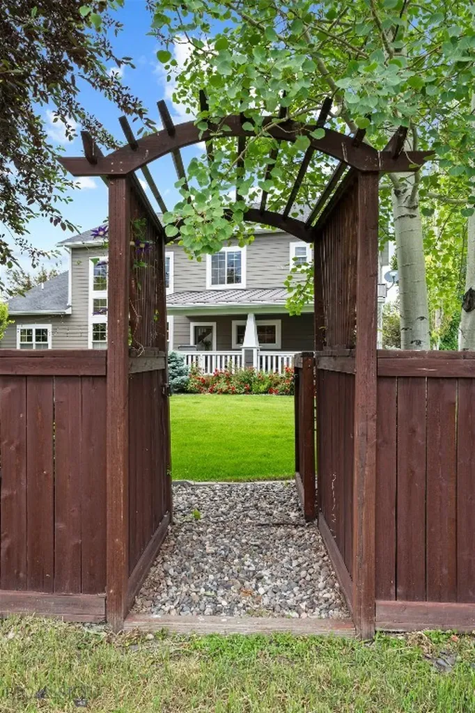 4194 Clydesdale Court Bozeman MT 59718