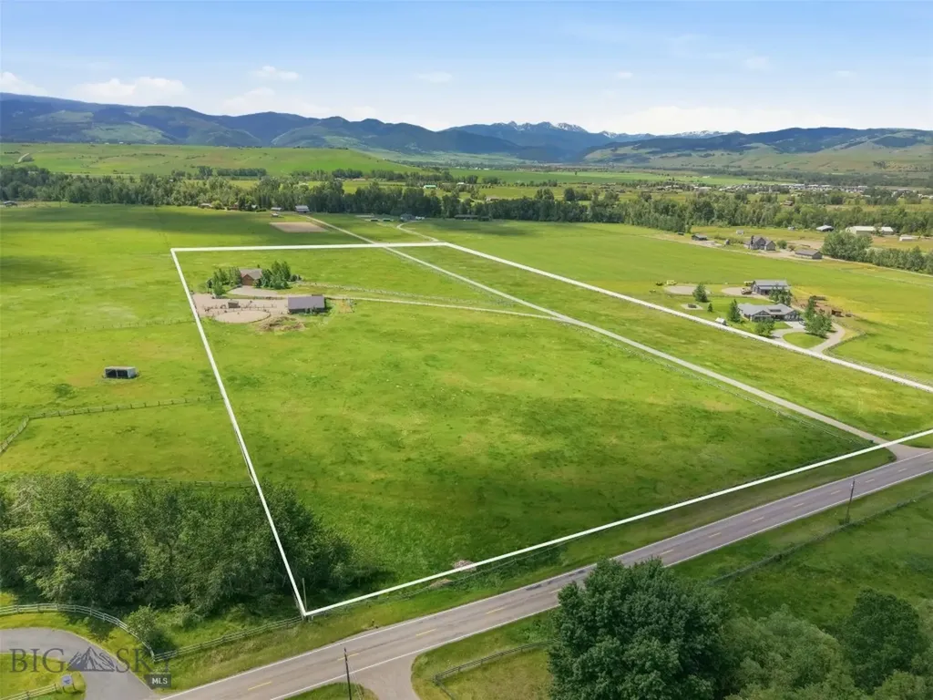 11762 Gooch Hill Road Gallatin Gateway MT 59730