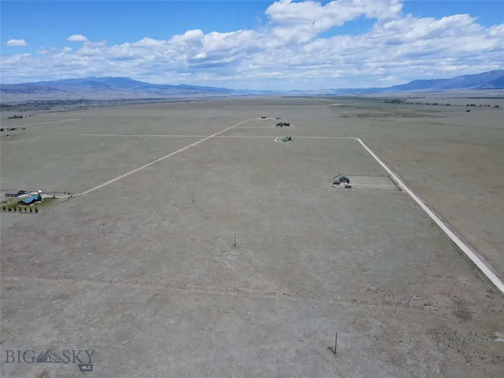 1 Lonesome Dove Ranch Section 27 S Cameron MT 59720