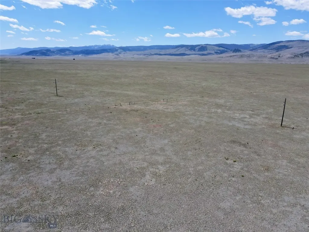 1 Lonesome Dove Ranch Section 27 S Cameron MT 59720
