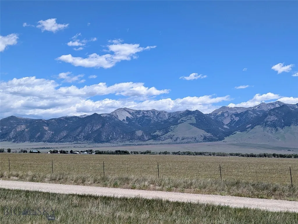 1 Lonesome Dove Ranch Section 27 S Cameron MT 59720
