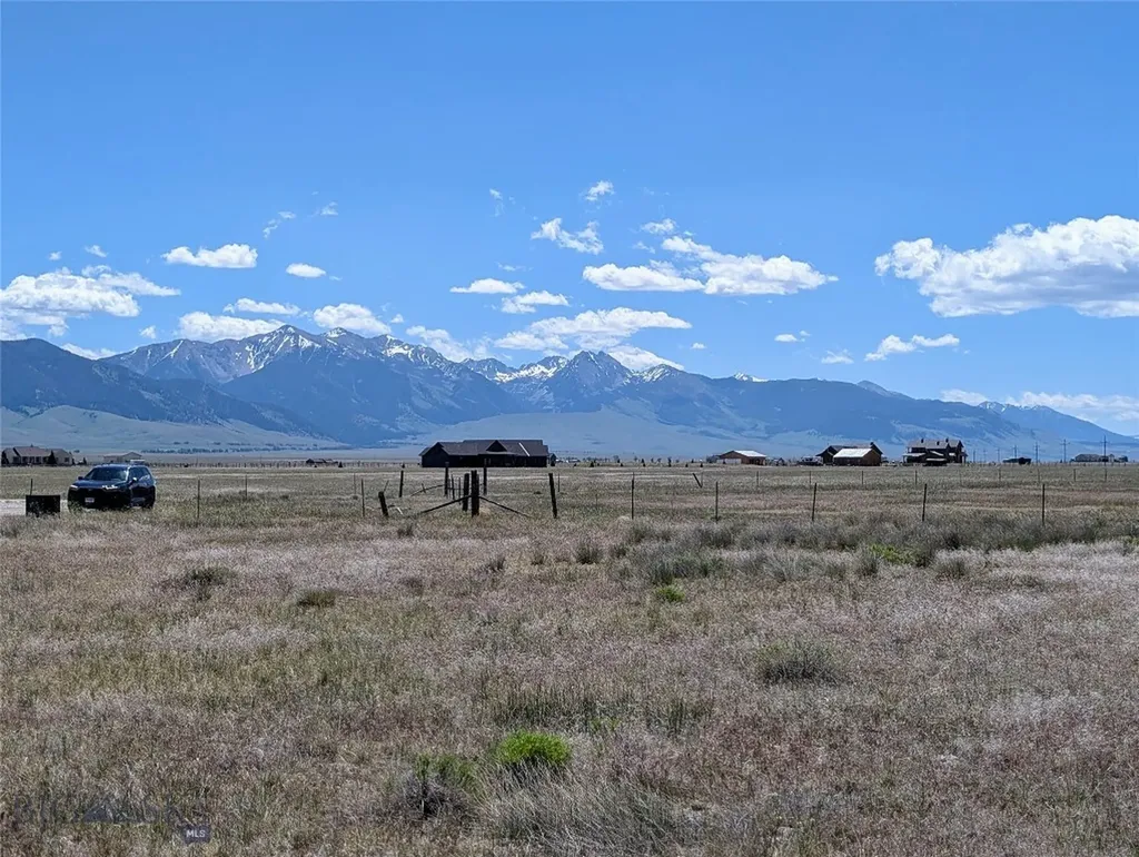1 Lonesome Dove Ranch Section 27 S Cameron MT 59720