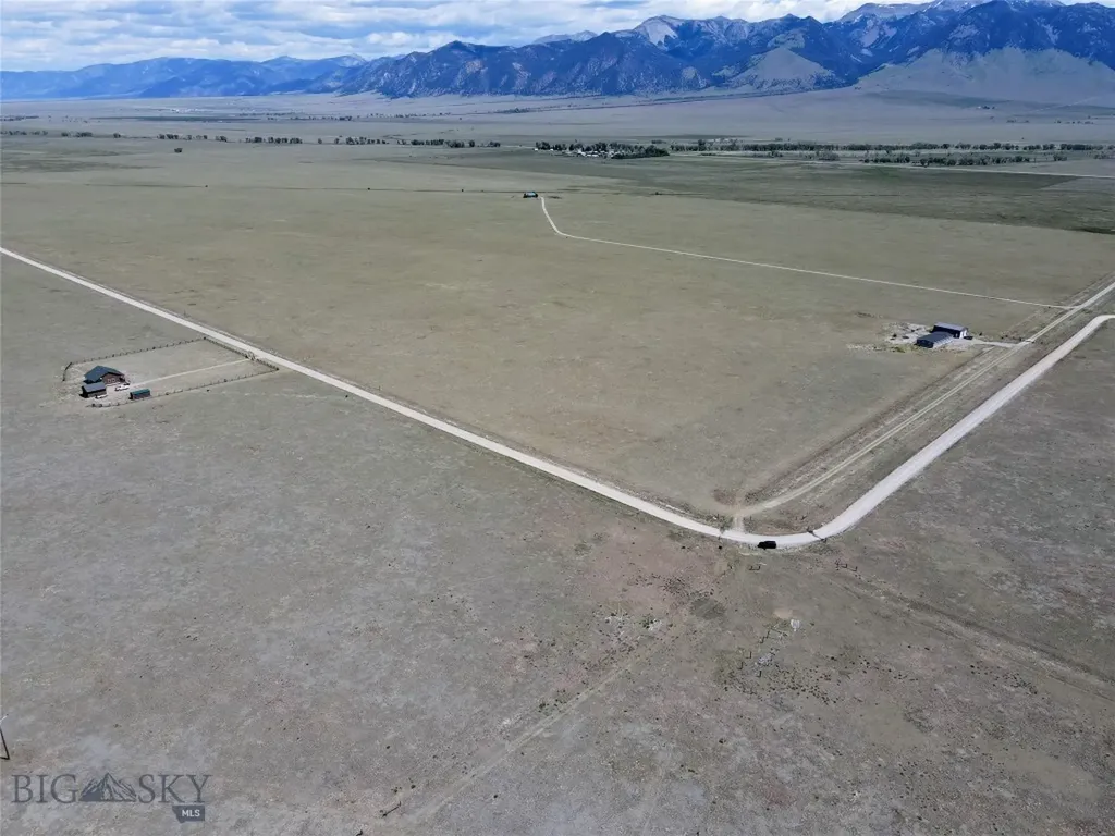 1 Lonesome Dove Ranch Section 27 S Cameron MT 59720