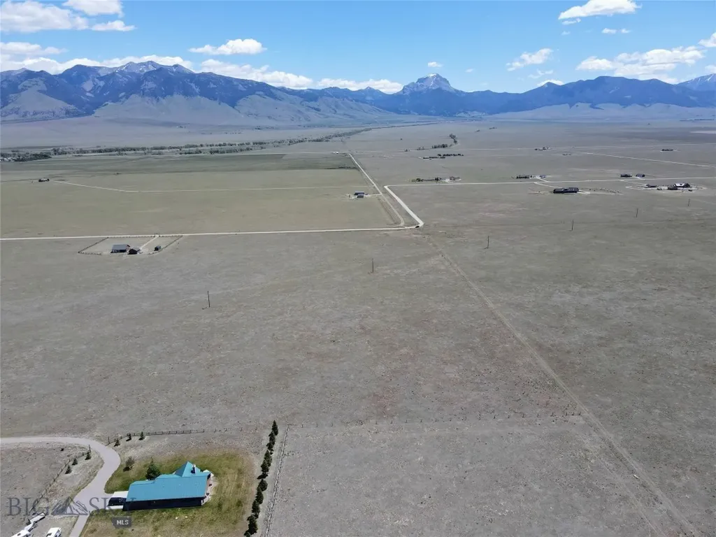 1 Lonesome Dove Ranch Section 27 S Cameron MT 59720
