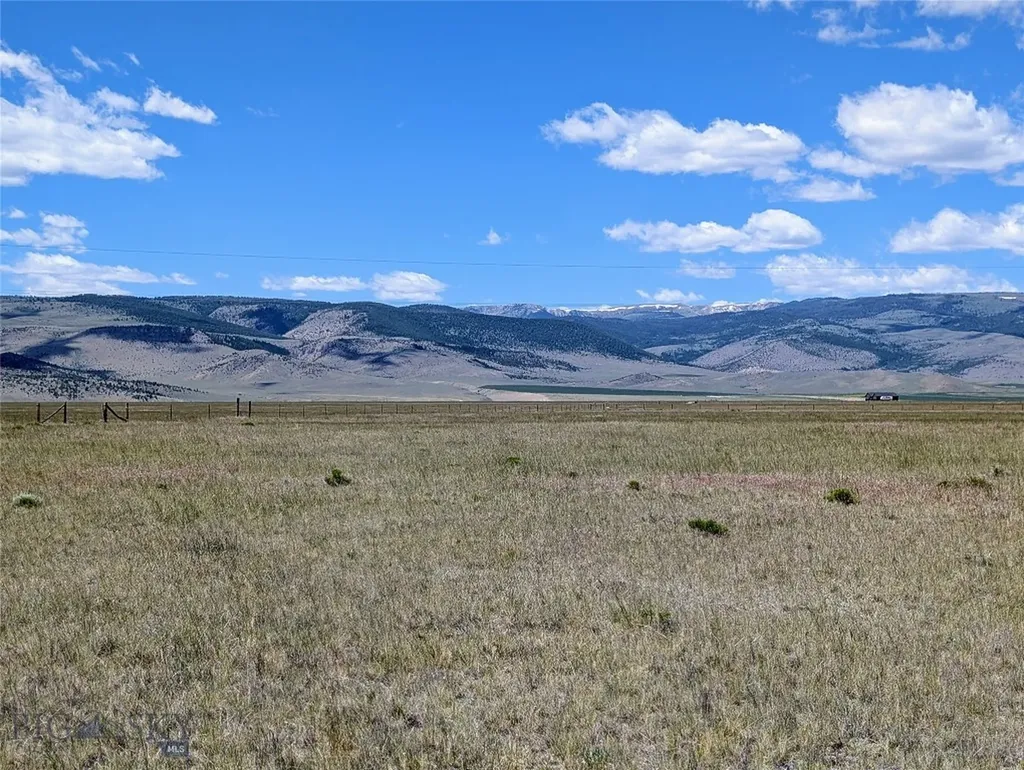 1 Lonesome Dove Ranch Section 27 S Cameron MT 59720
