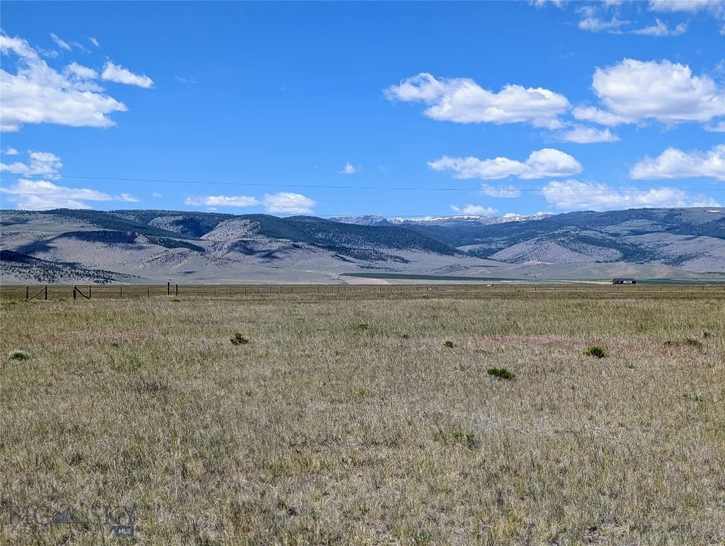 1 Lonesome Dove Ranch Section 27 S Cameron MT 59720