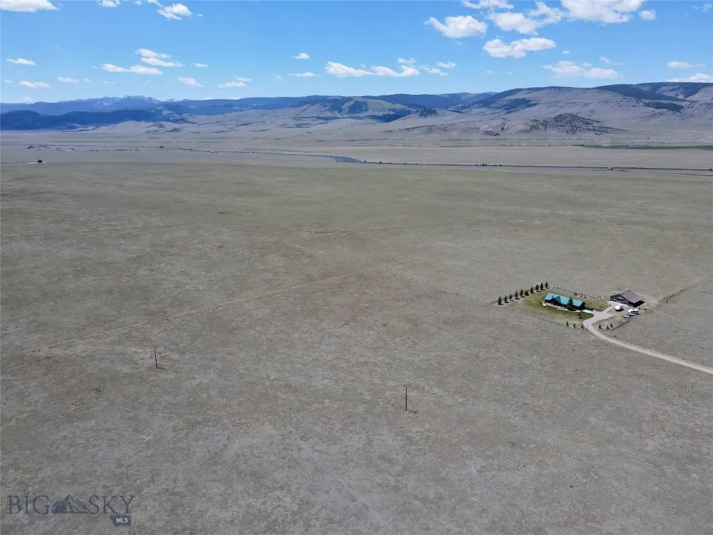 1 Lonesome Dove Ranch Section 27 S Cameron MT 59720