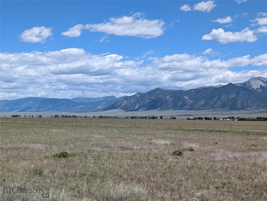 1 Lonesome Dove Ranch Section 27 S Cameron MT 59720