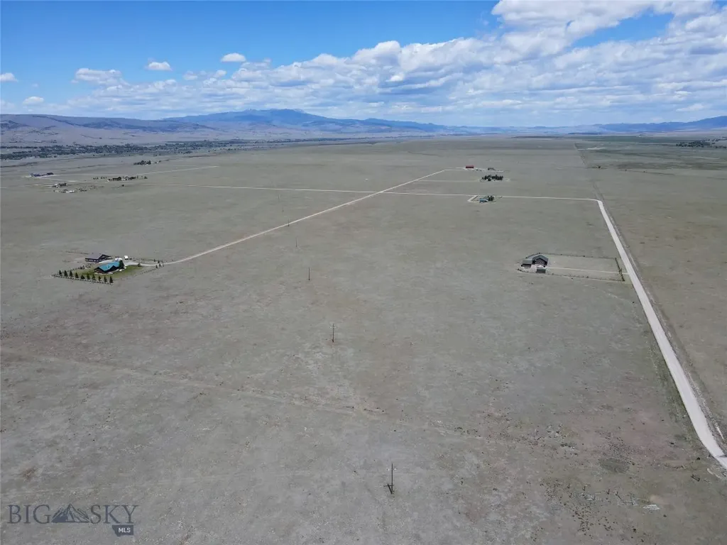 1 Lonesome Dove Ranch Section 27 S Cameron MT 59720