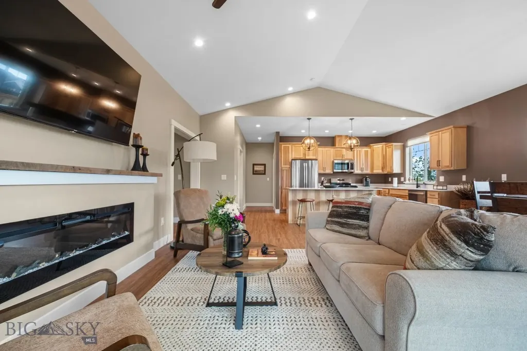2300 Oriole Drive Belgrade MT 59714