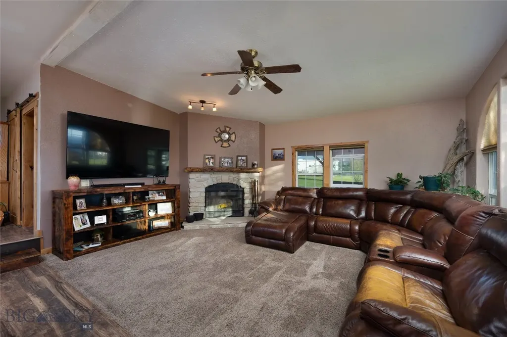 118 Wheeler Mountain Way Gallatin Gateway MT 59730