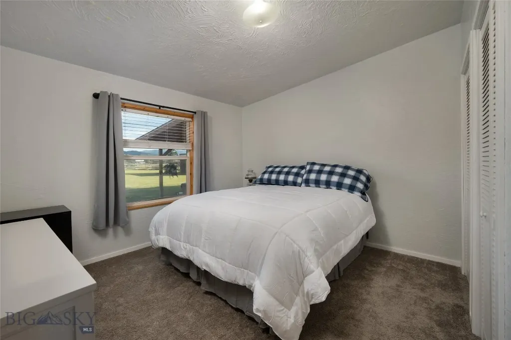 118 Wheeler Mountain Way Gallatin Gateway MT 59730