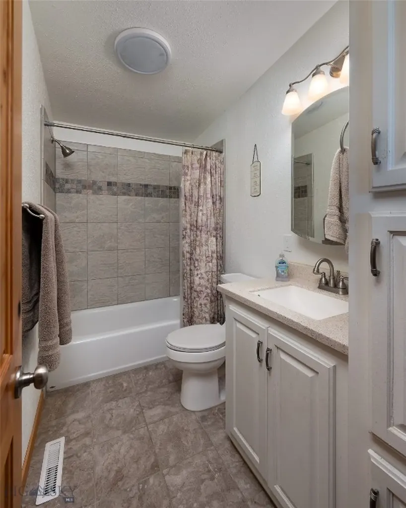 118 Wheeler Mountain Way Gallatin Gateway MT 59730