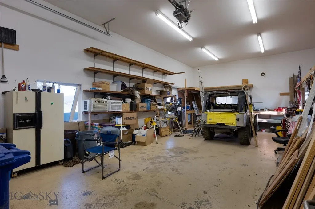 118 Wheeler Mountain Way Gallatin Gateway MT 59730