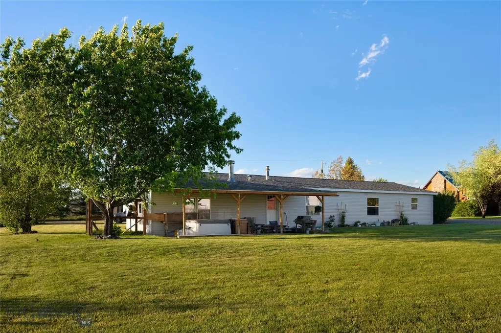 118 Wheeler Mountain Way Gallatin Gateway MT 59730