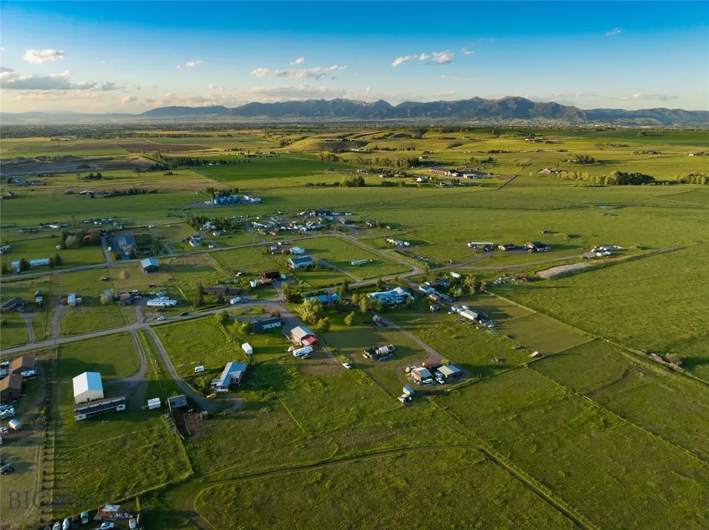 118 Wheeler Mountain Way Gallatin Gateway MT 59730
