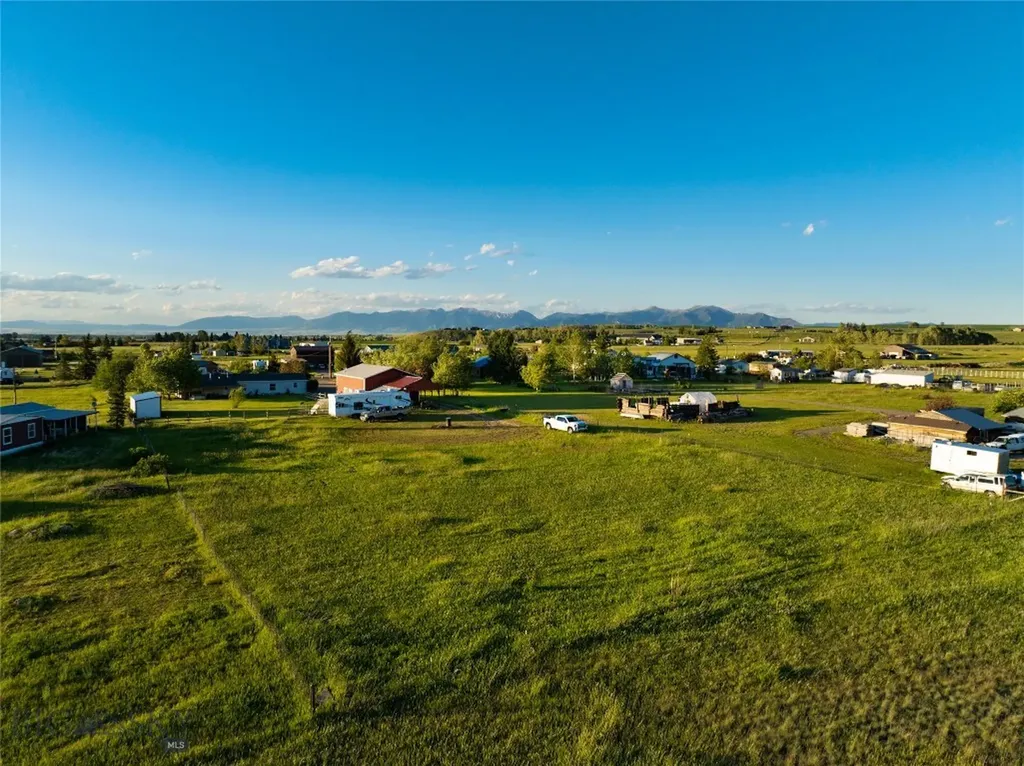 118 Wheeler Mountain Way Gallatin Gateway MT 59730