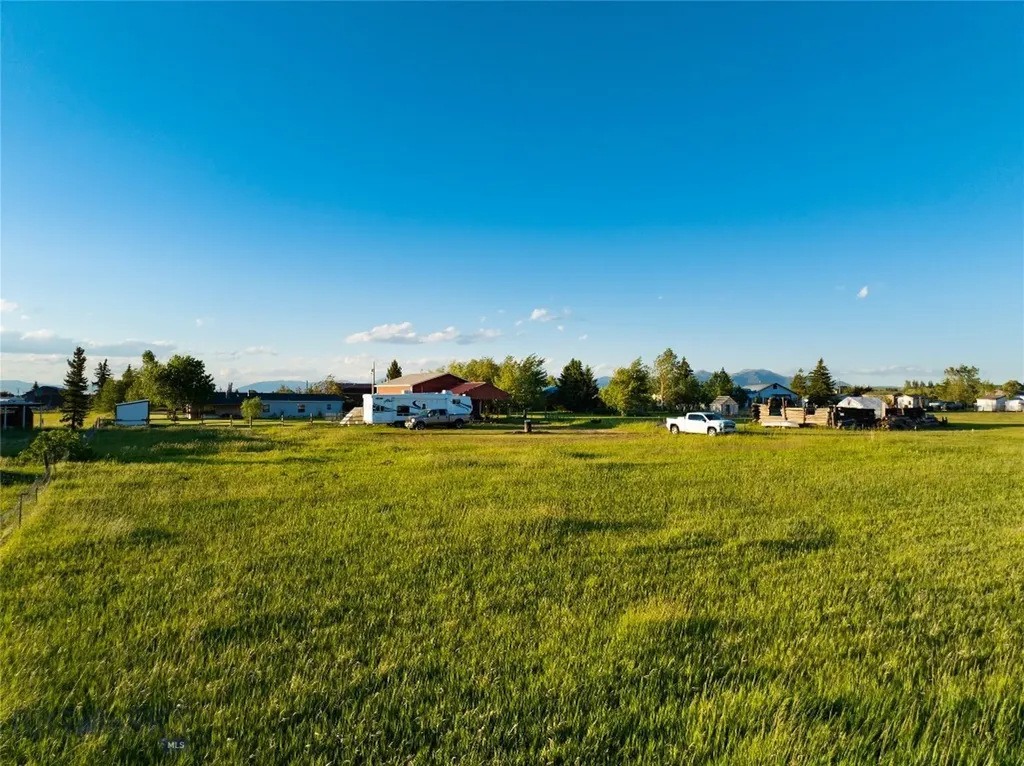 118 Wheeler Mountain Way Gallatin Gateway MT 59730