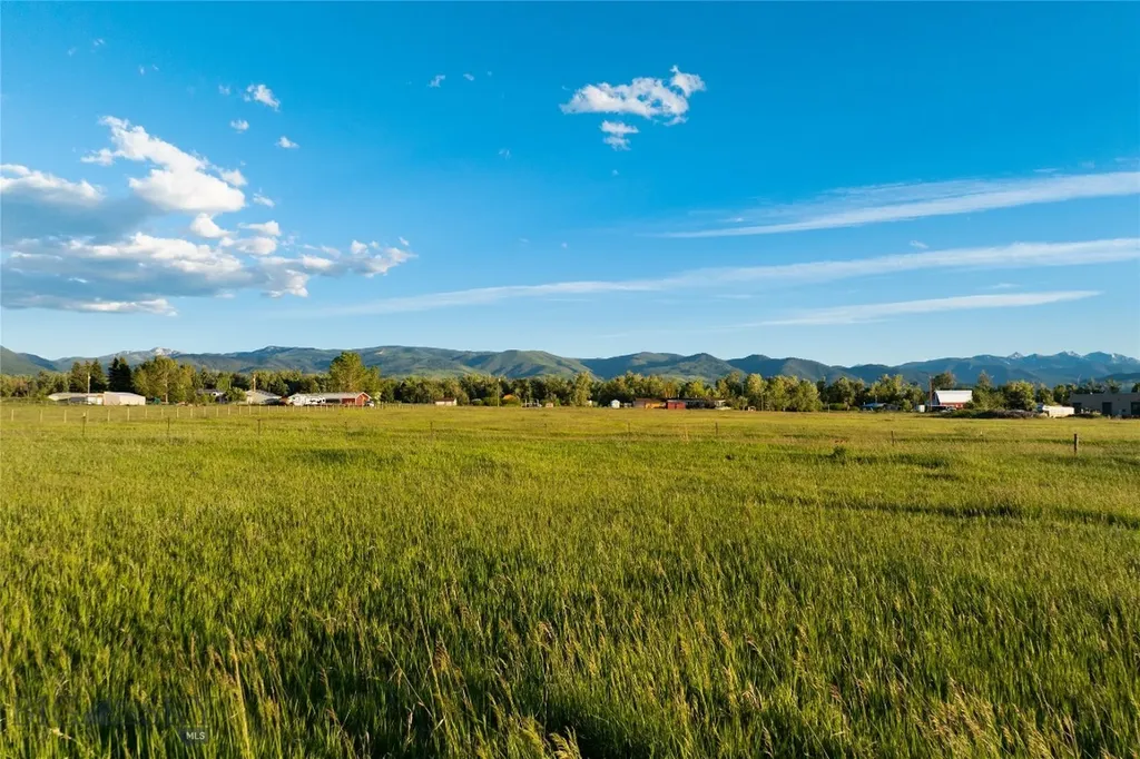 118 Wheeler Mountain Way Gallatin Gateway MT 59730