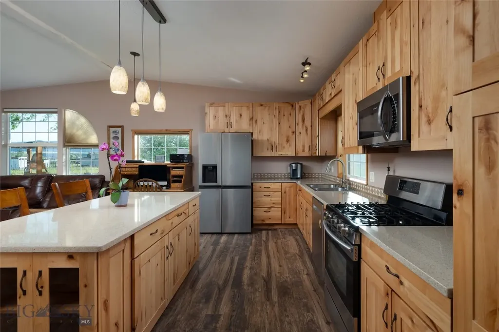 118 Wheeler Mountain Way Gallatin Gateway MT 59730