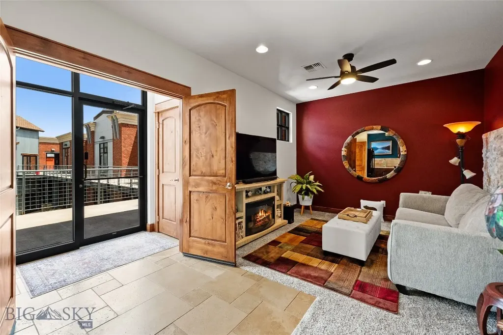 115 E Gallatin Avenue Manhattan MT 59741