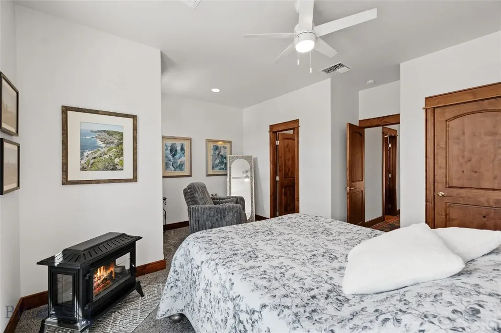 115 E Gallatin Avenue Manhattan MT 59741