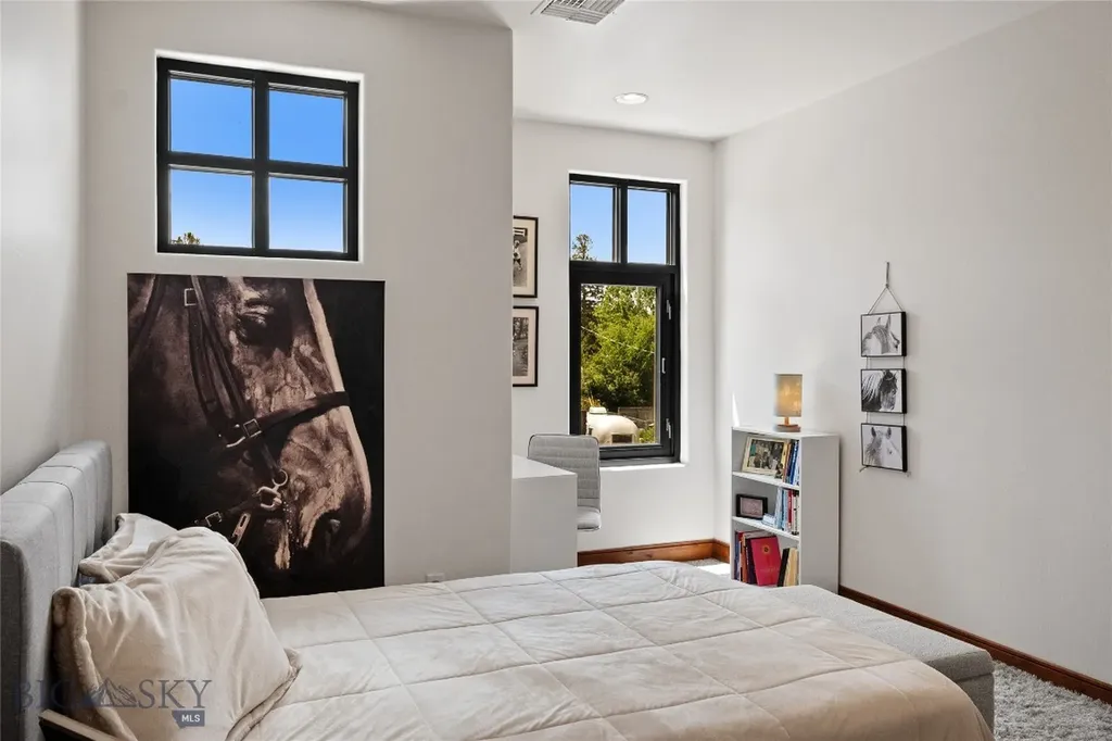 115 E Gallatin Avenue Manhattan MT 59741