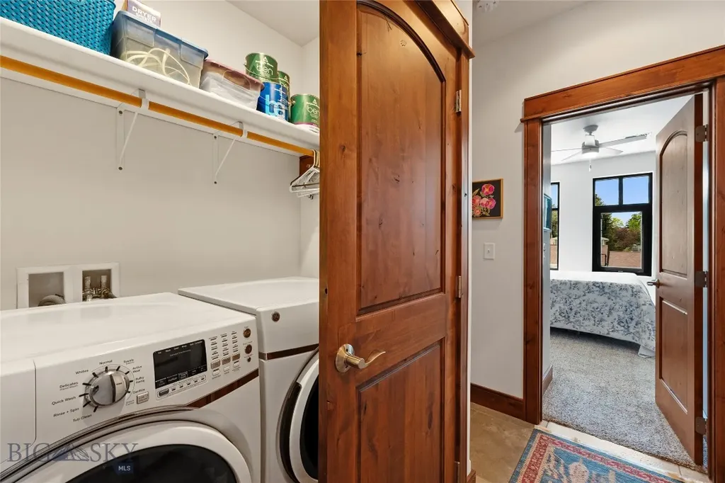 115 E Gallatin Avenue Manhattan MT 59741